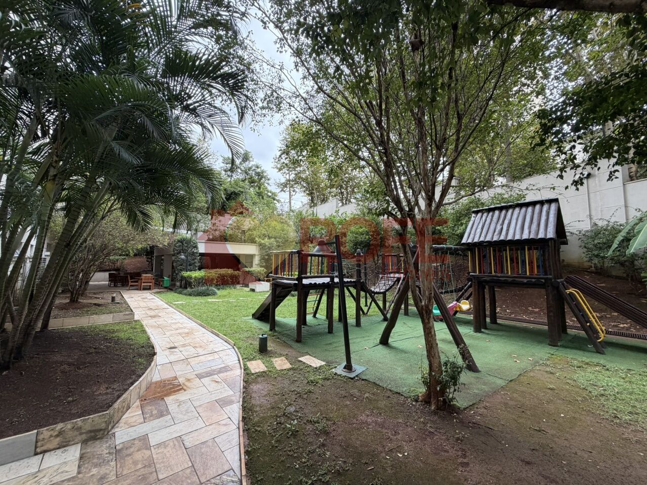 Foto 17 - RF47854