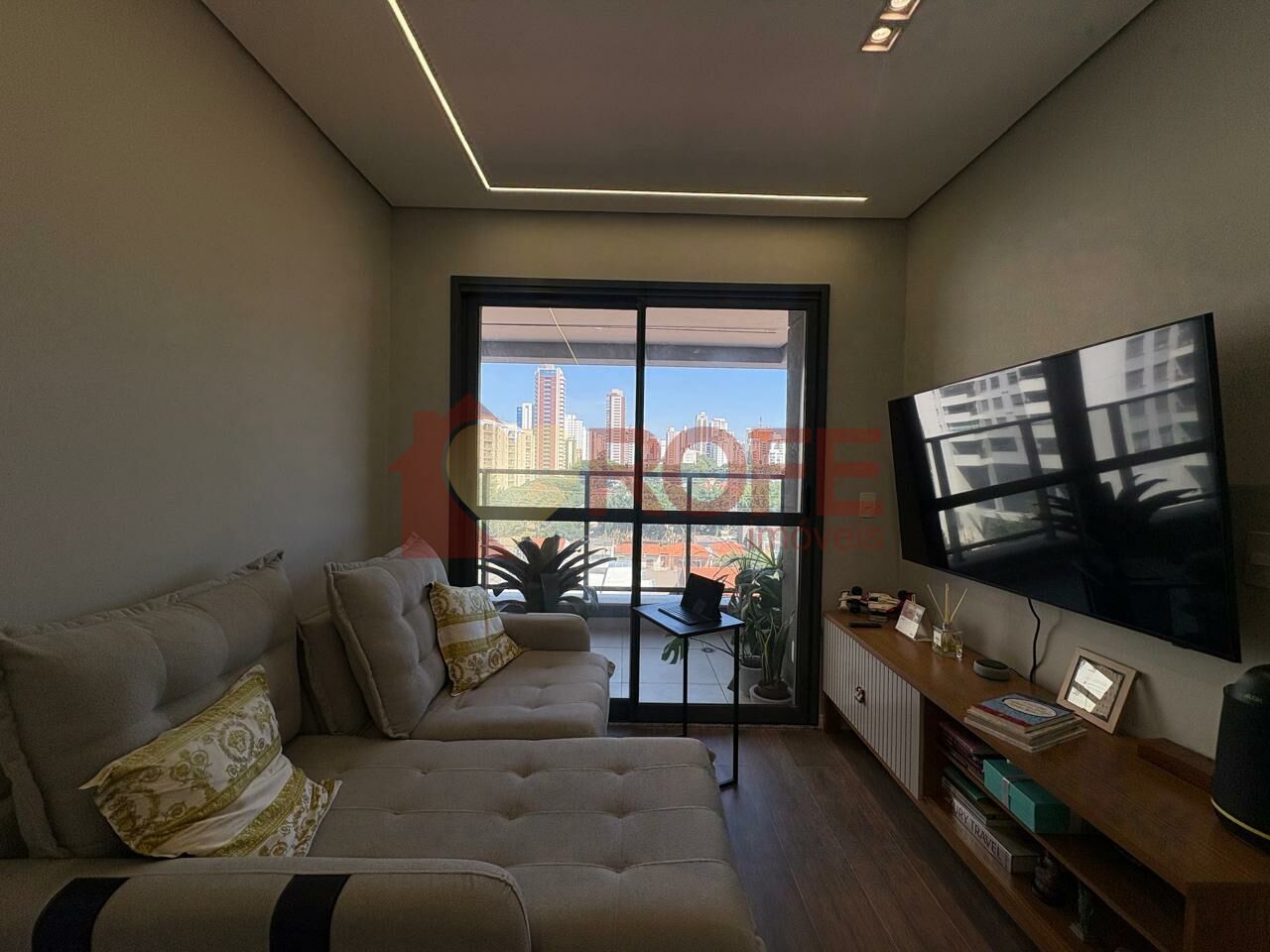 Foto 2 - RF47873