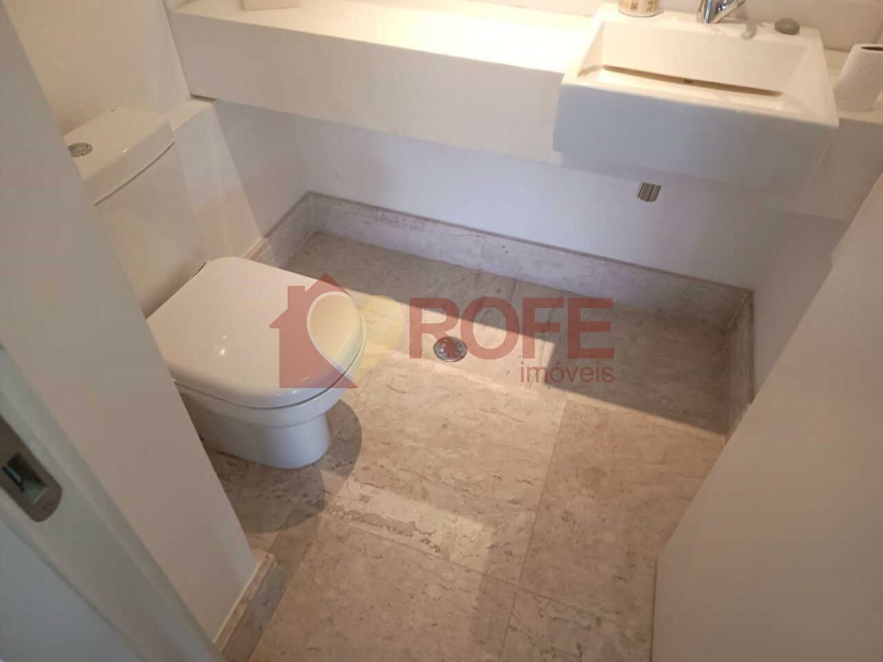 Foto 13 - RF47884