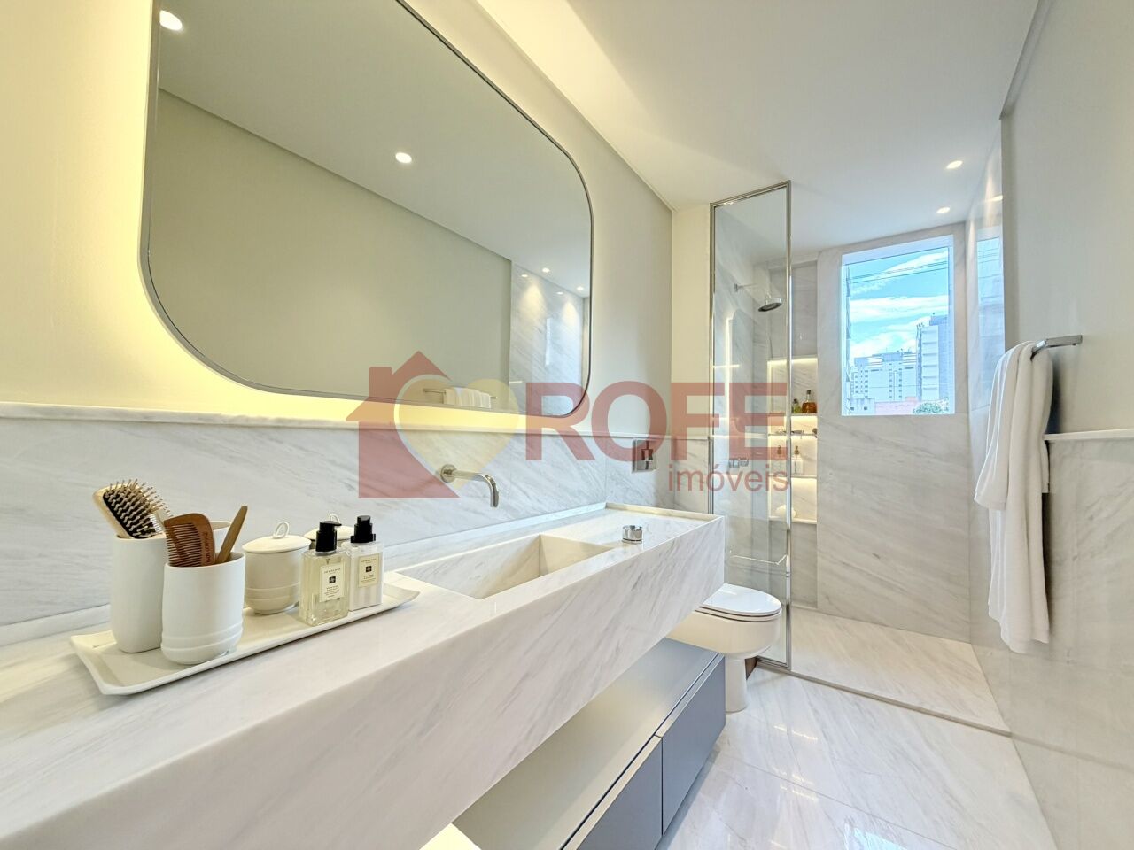 Foto 22 - RF47900