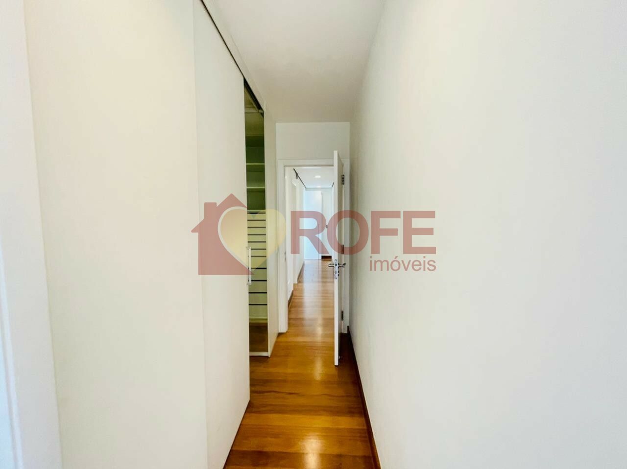 Foto 16 - RF47922