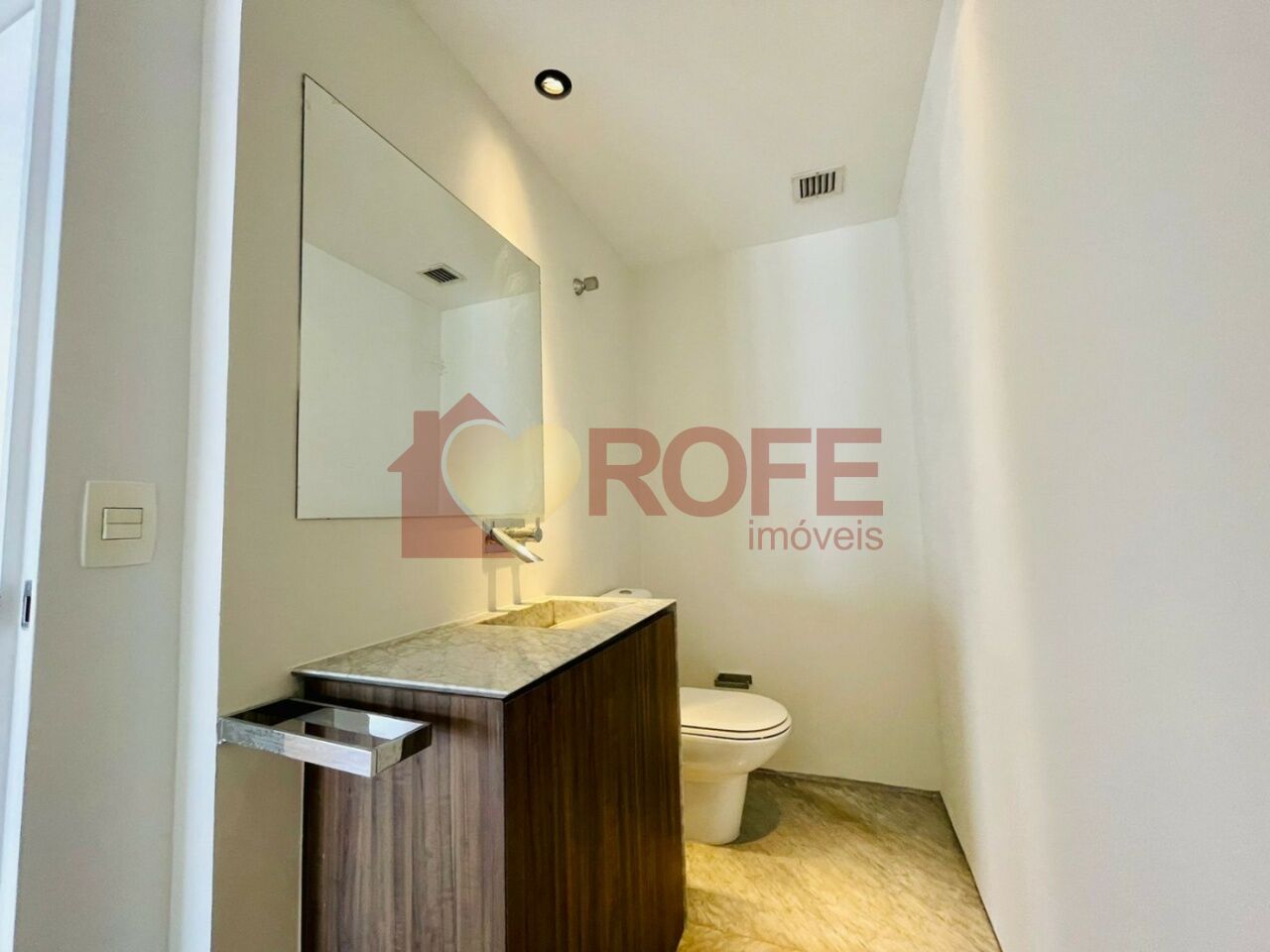 Foto 35 - RF47922