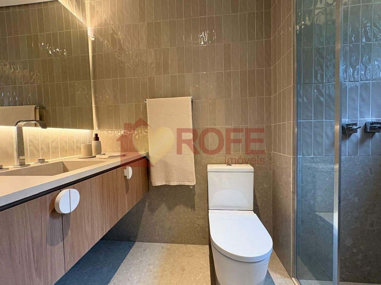 Foto 15 - RF47928