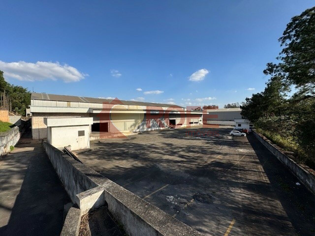 Foto 4 - RF47930