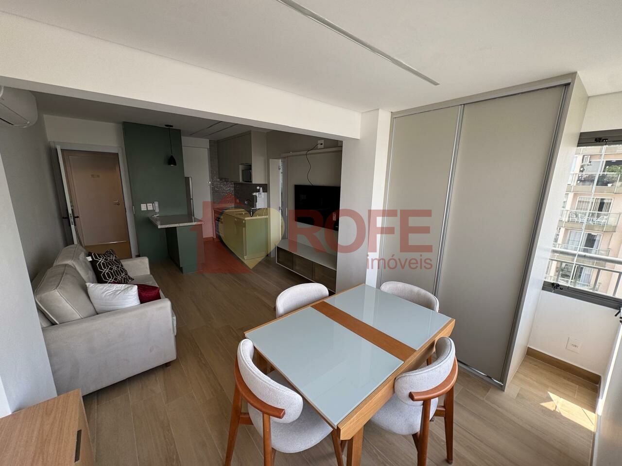 Foto 4 - RF47933