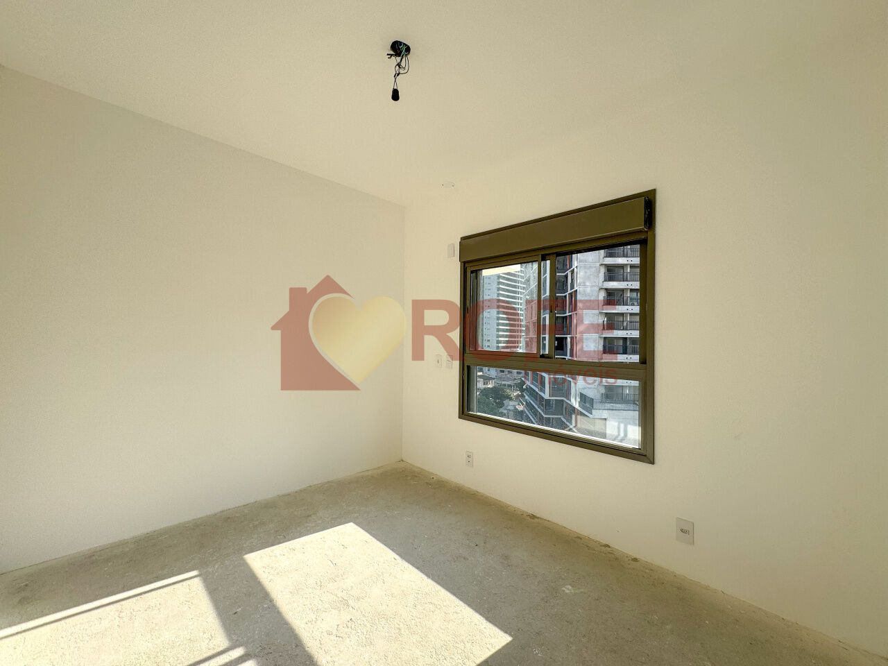 Foto 15 - RF47995