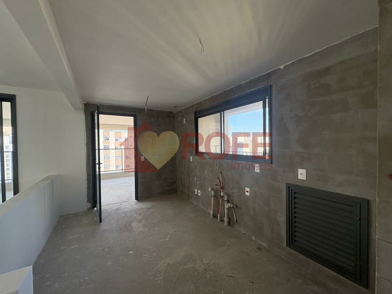 Foto 4 - RF48006