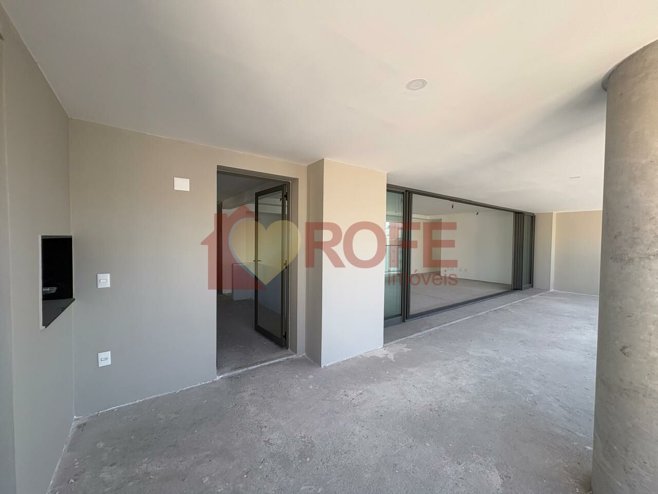 Foto 11 - RF48006