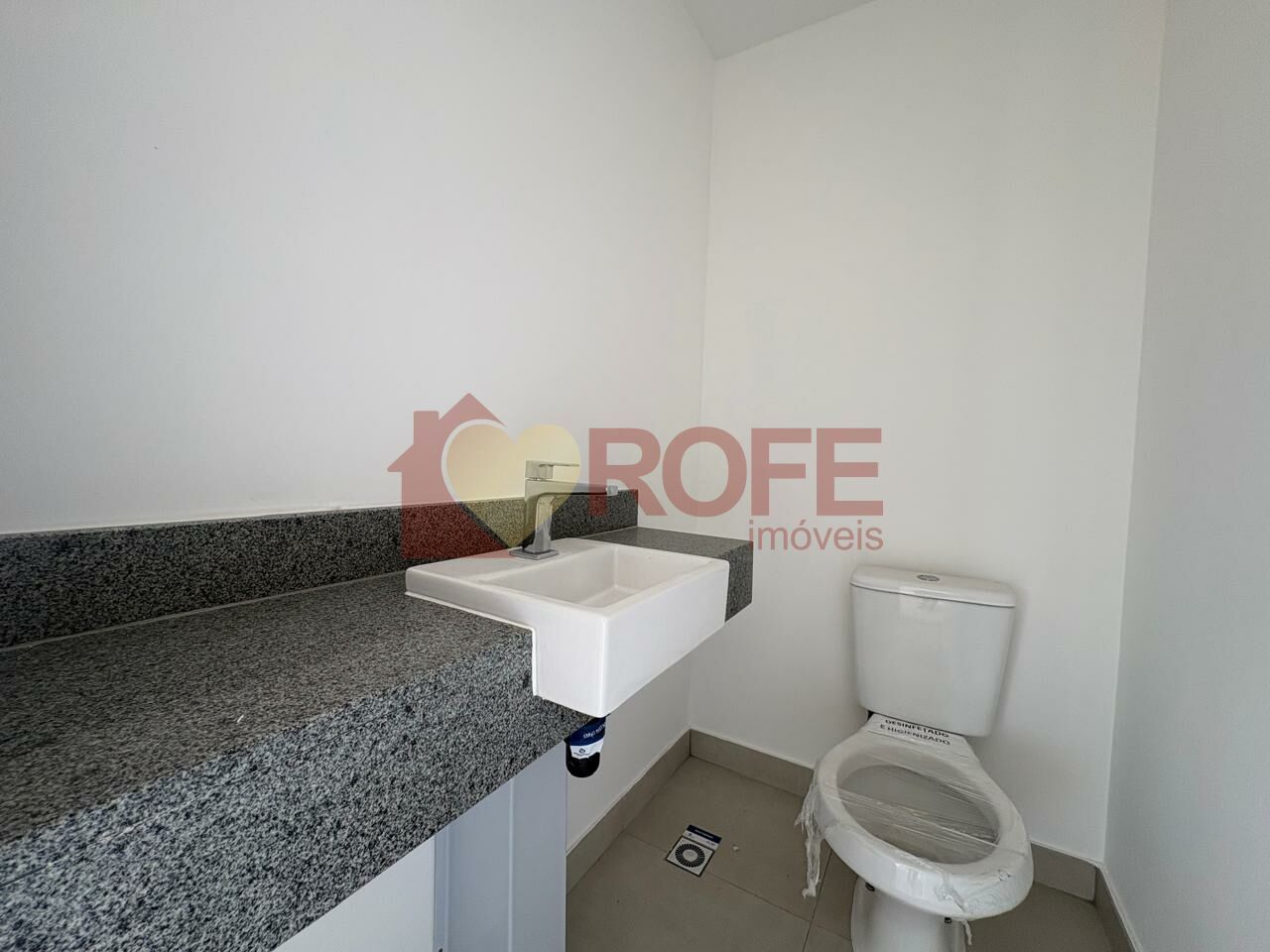Foto 13 - RF48008
