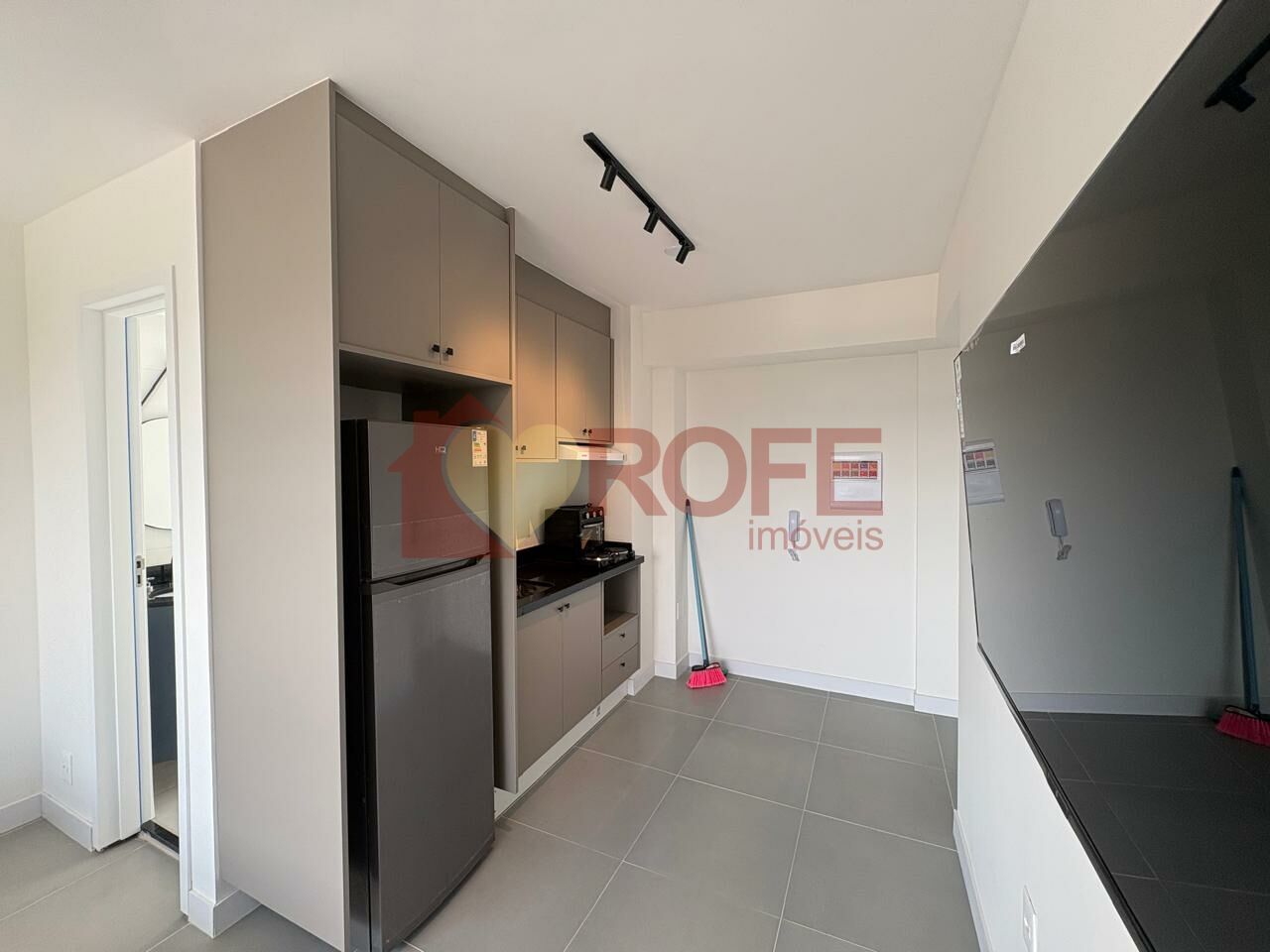 Foto 8 - RF48024