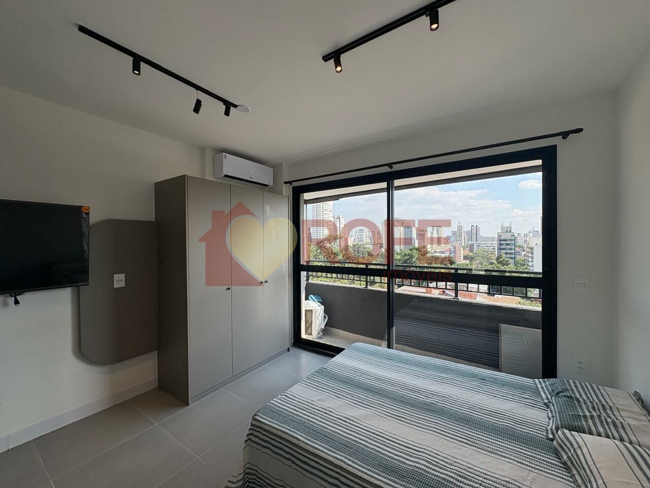 Foto 6 - RF48024