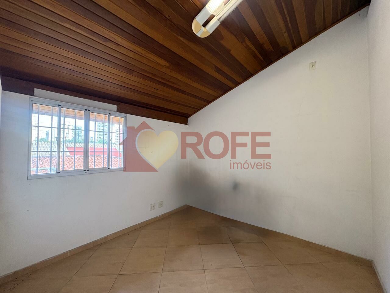 Foto 6 - RF48033