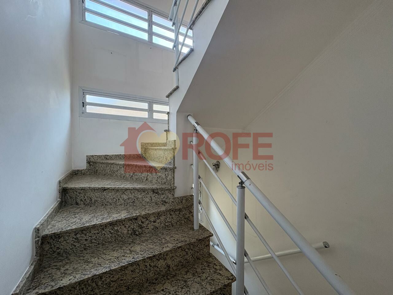 Foto 9 - RF48033