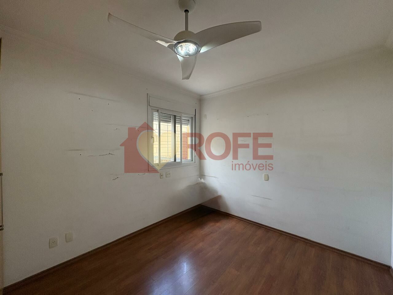 Foto 12 - RF48033