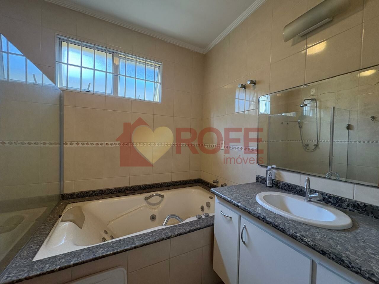 Foto 21 - RF48033