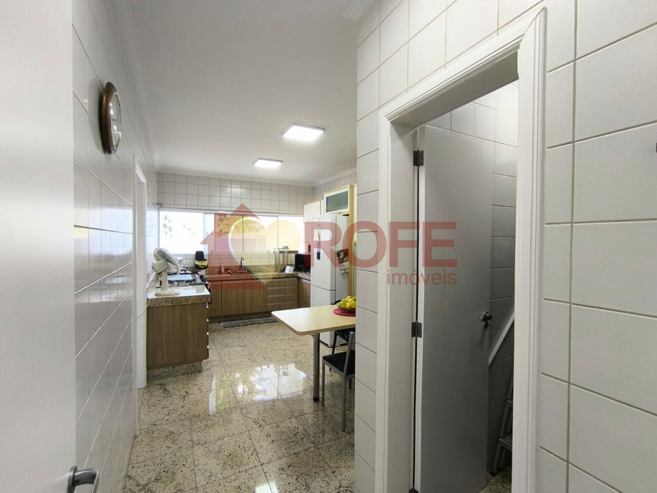 Foto 7 - RF48037