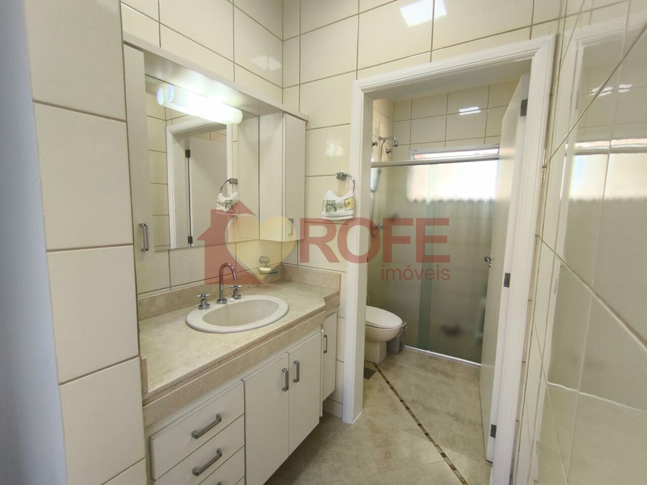 Foto 28 - RF48037
