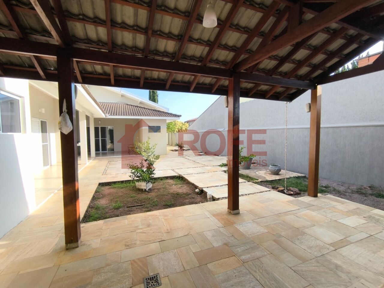Foto 37 - RF48037