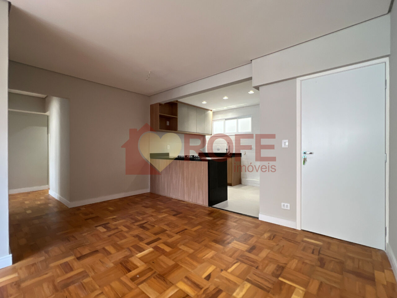 Foto 4 - RF48136