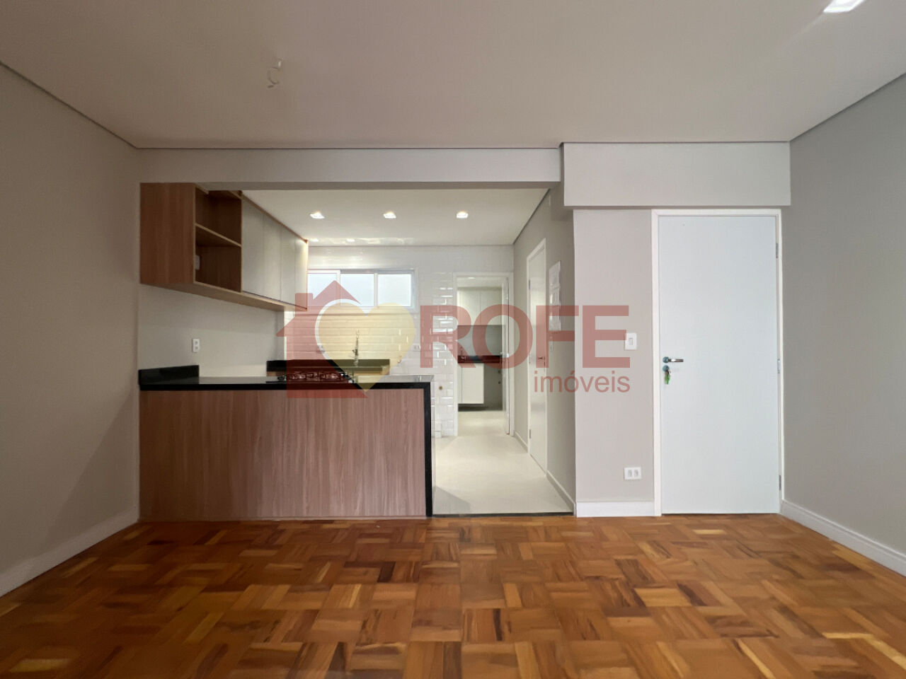 Foto 8 - RF48136