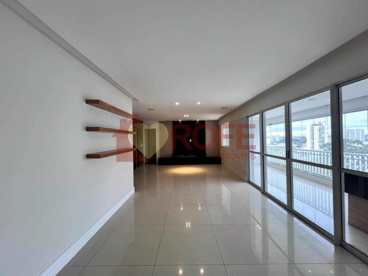 Foto 2 - RF48139