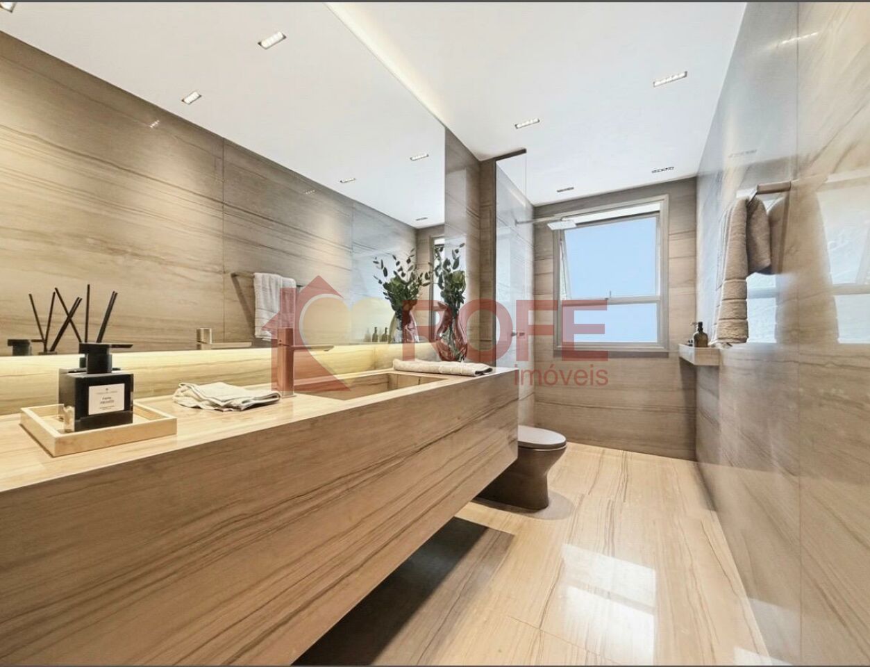Foto 27 - RF48157