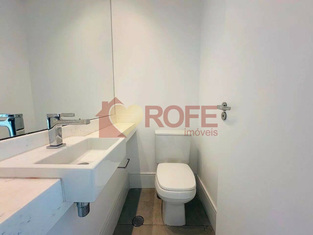 Foto 8 - RF48176