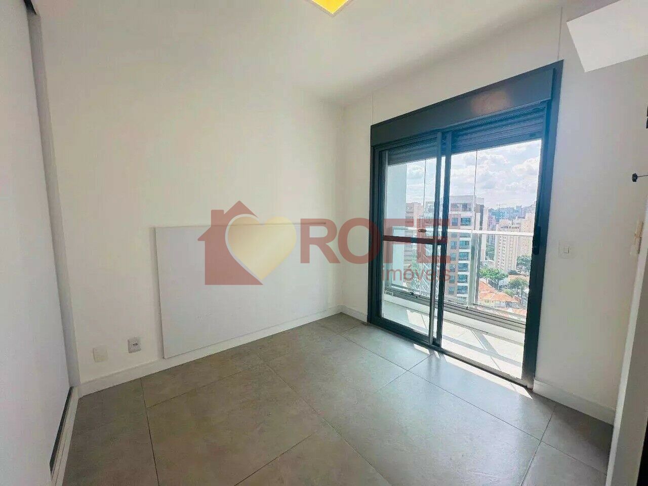 Foto 9 - RF48176