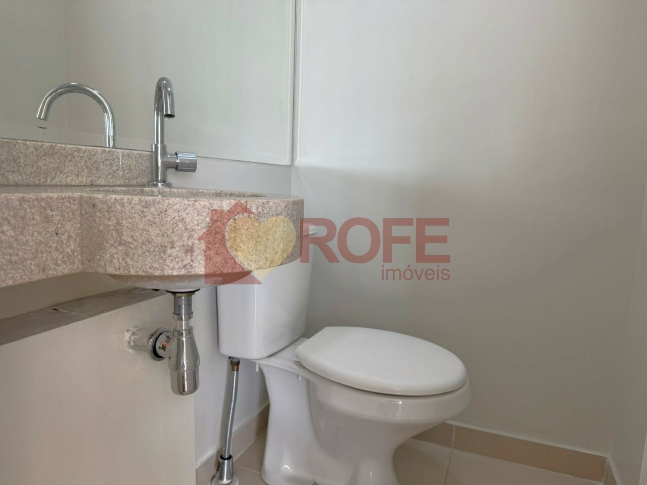 Foto 8 - RF48363