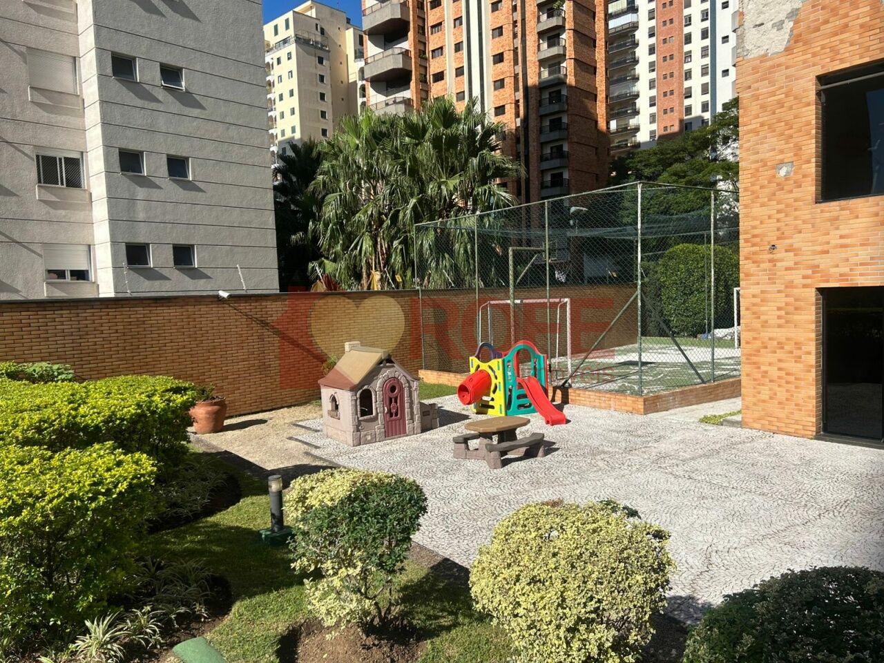 Foto 37 - RF48394