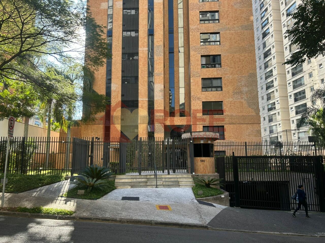 Foto 38 - RF48394