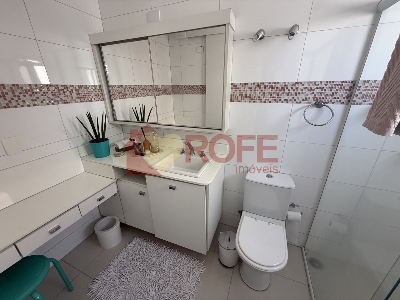 Foto 15 - RF48401