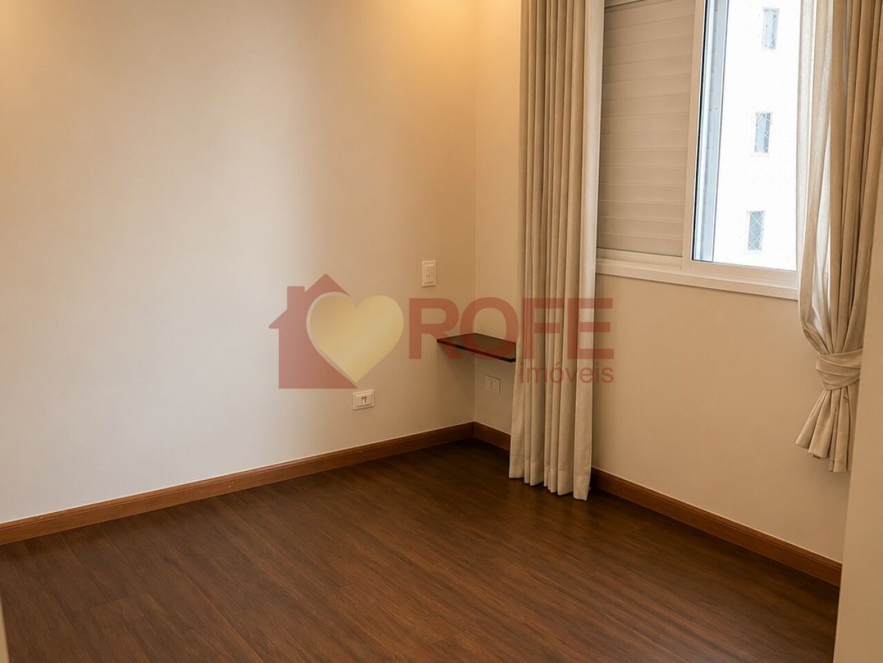 Foto 8 - RF48498