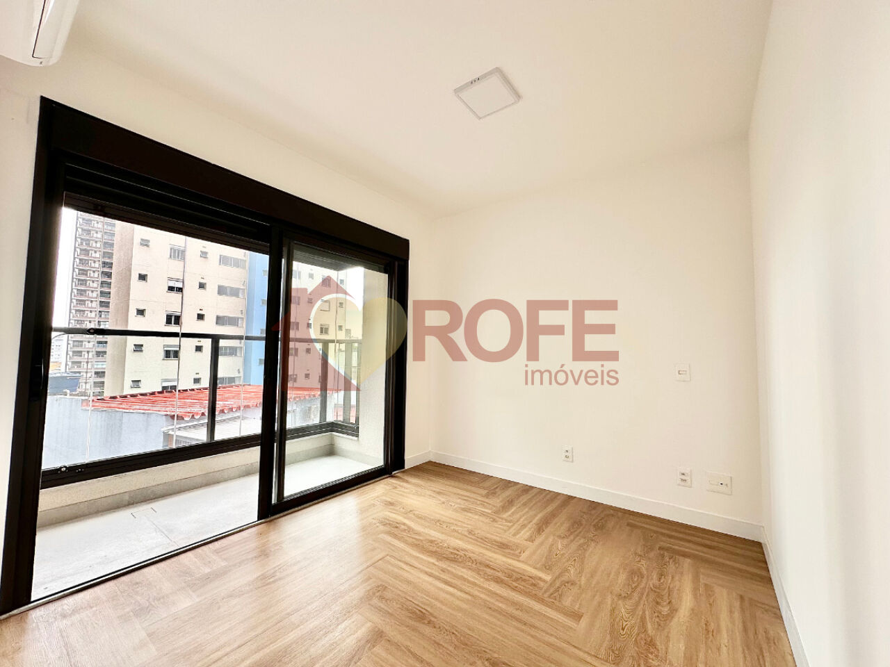 Foto 5 - RF48578