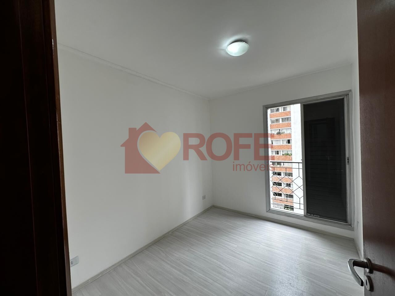 Foto 5 - RF48598