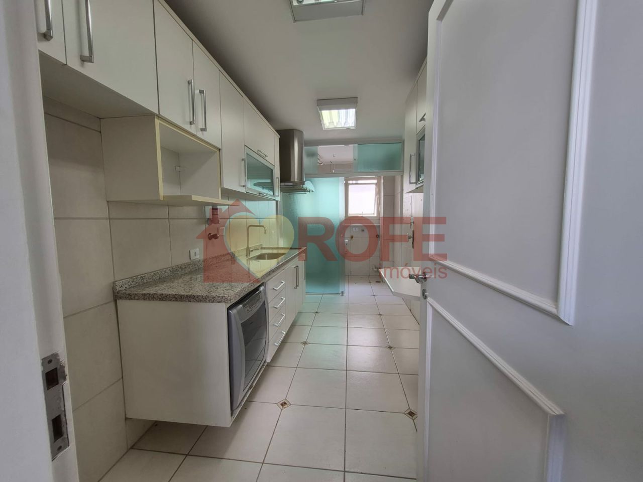 Foto 15 - RF48602
