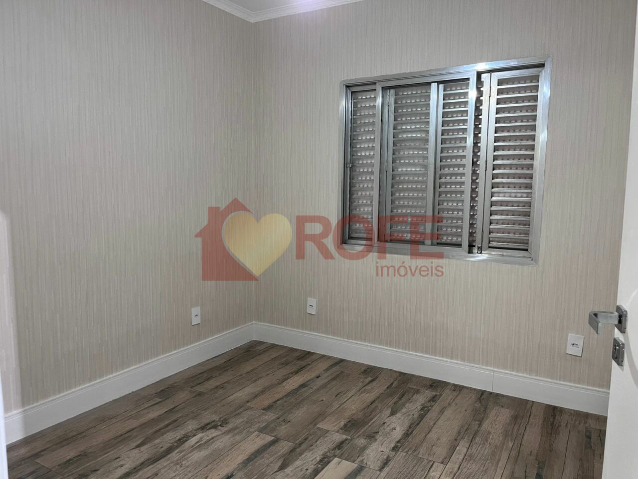 Foto 9 - RF48610