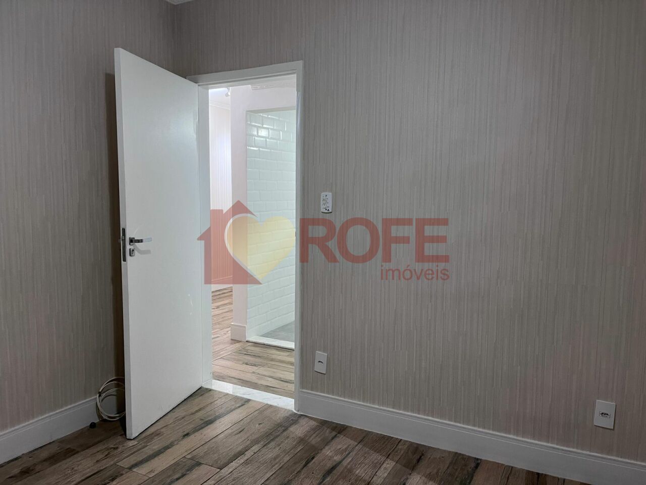 Foto 10 - RF48610