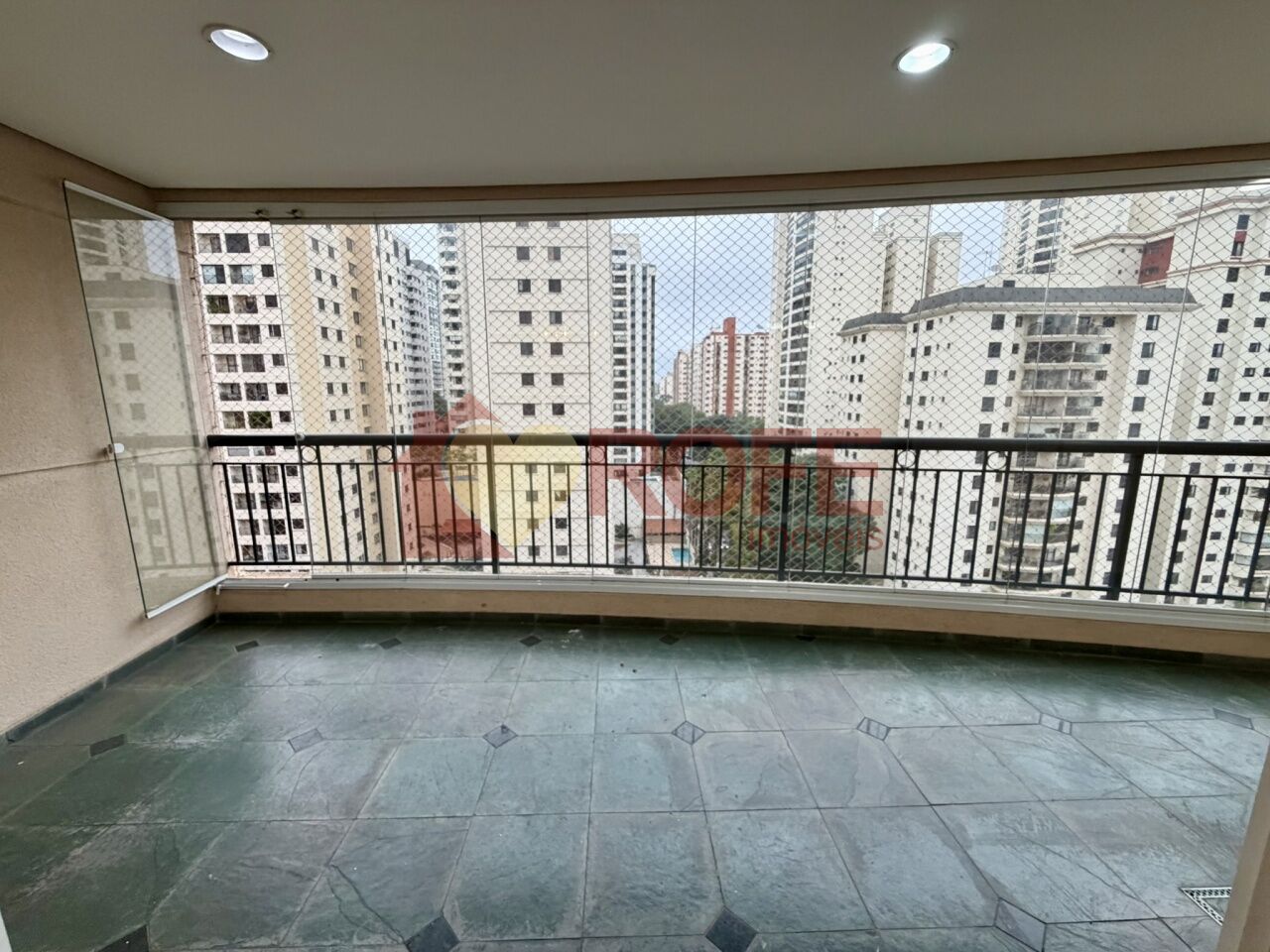 Foto 6 - RF48623