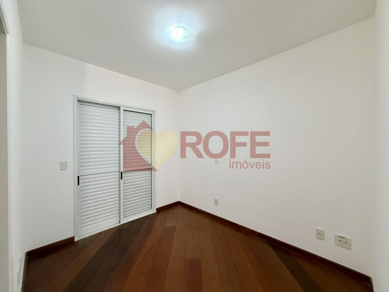 Foto 25 - RF48623