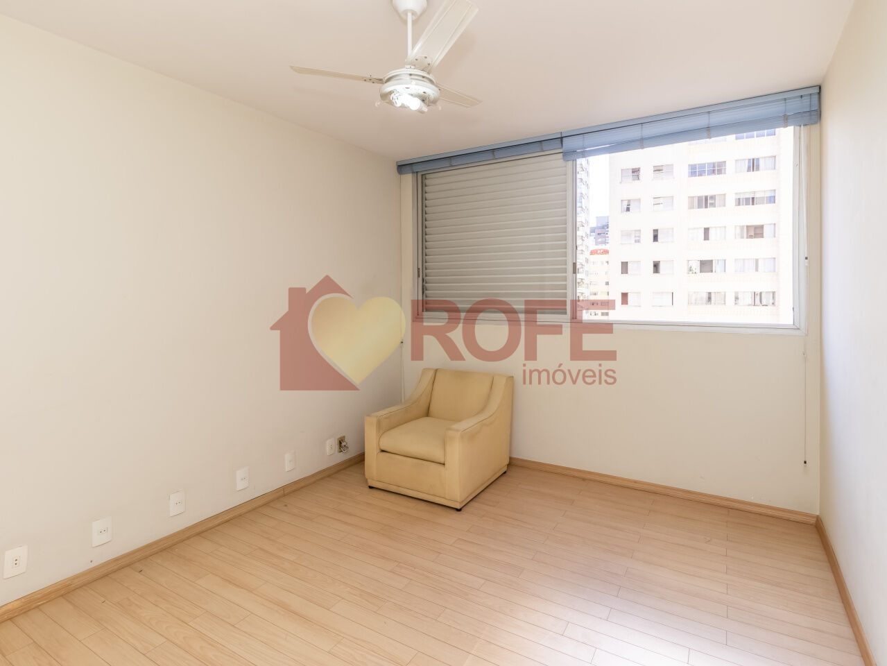 Foto 11 - RF48633