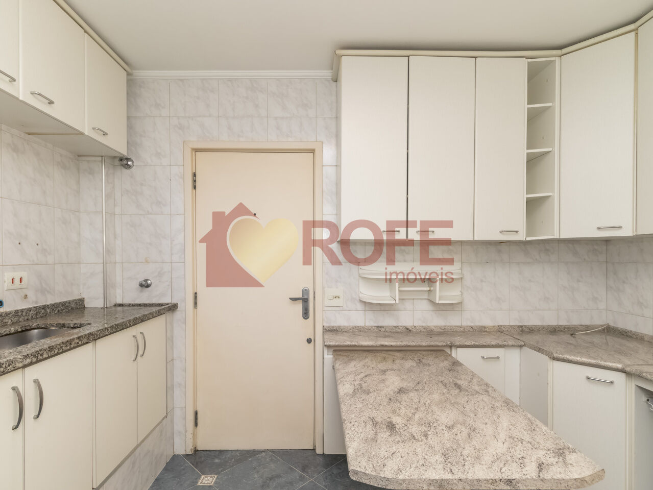 Foto 5 - RF48633