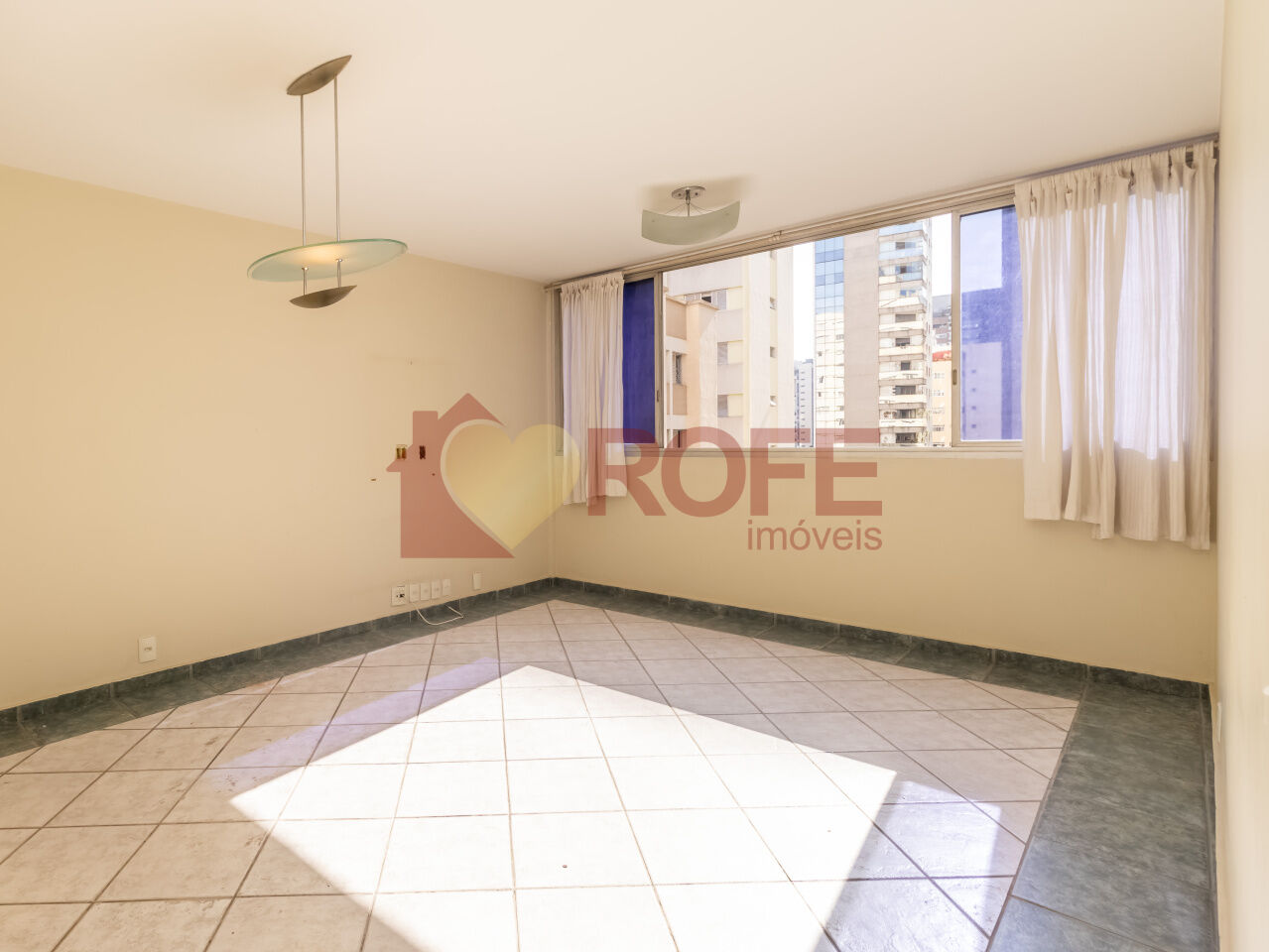 Foto 2 - RF48633