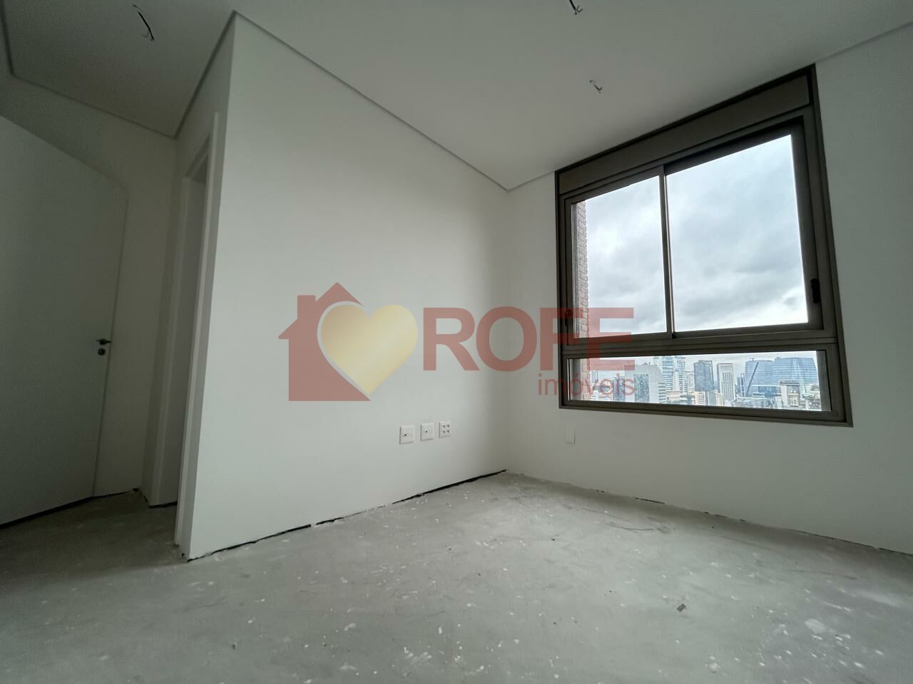 Foto 15 - RF48675
