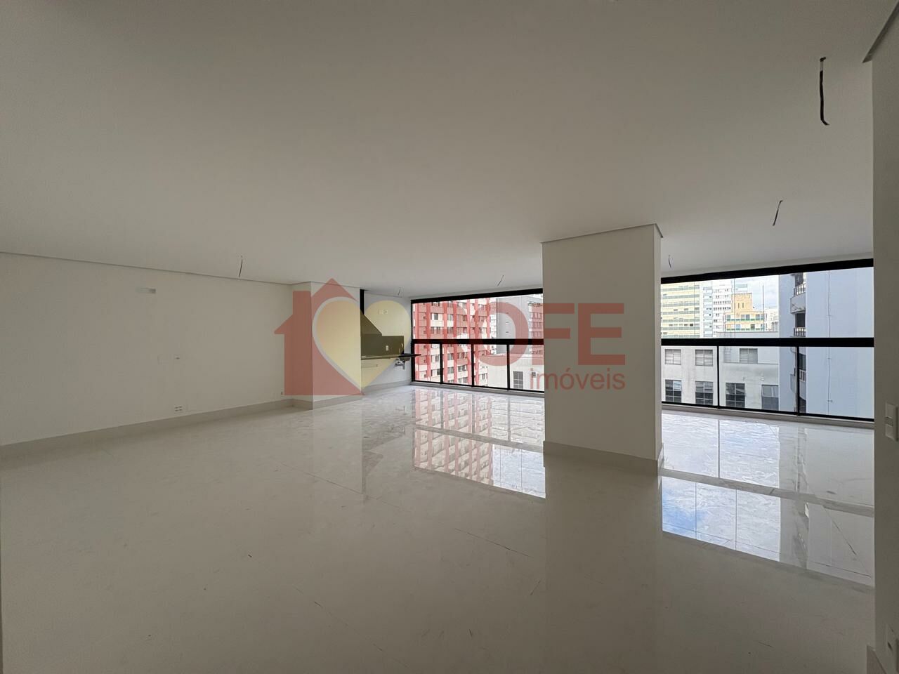Foto 4 - RF48726