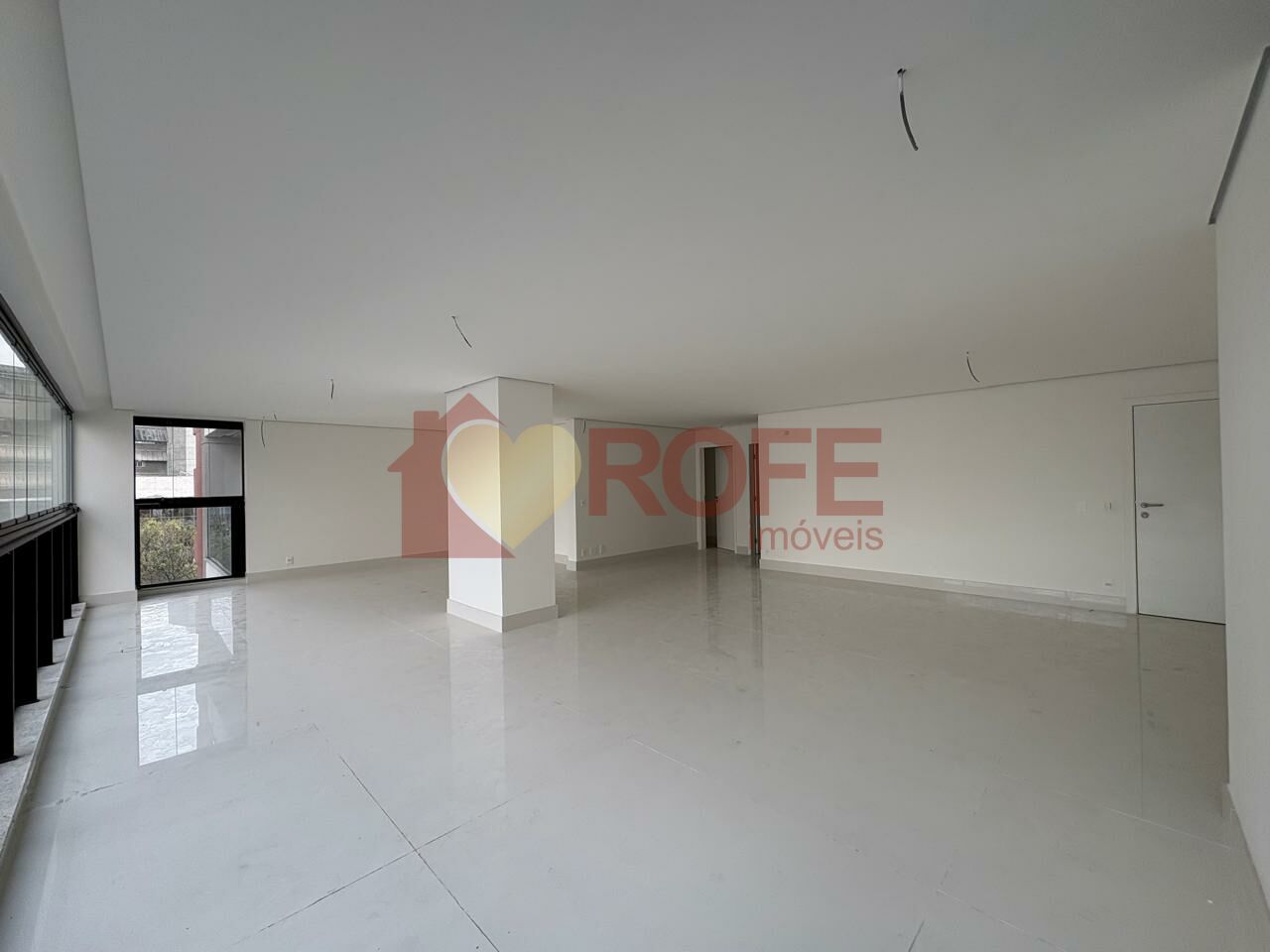 Foto 8 - RF48726