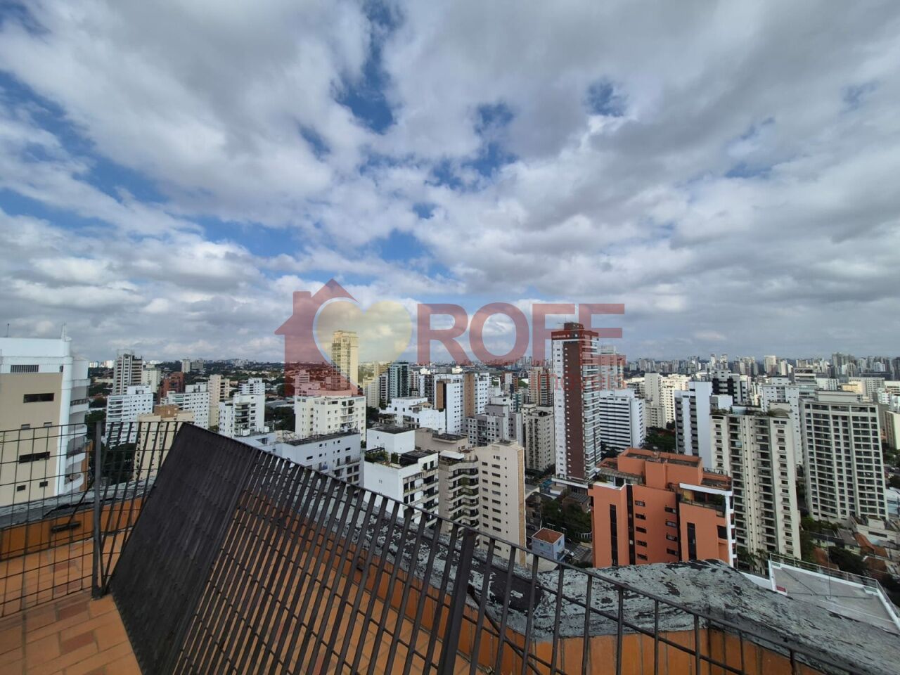 Foto 31 - RF48741