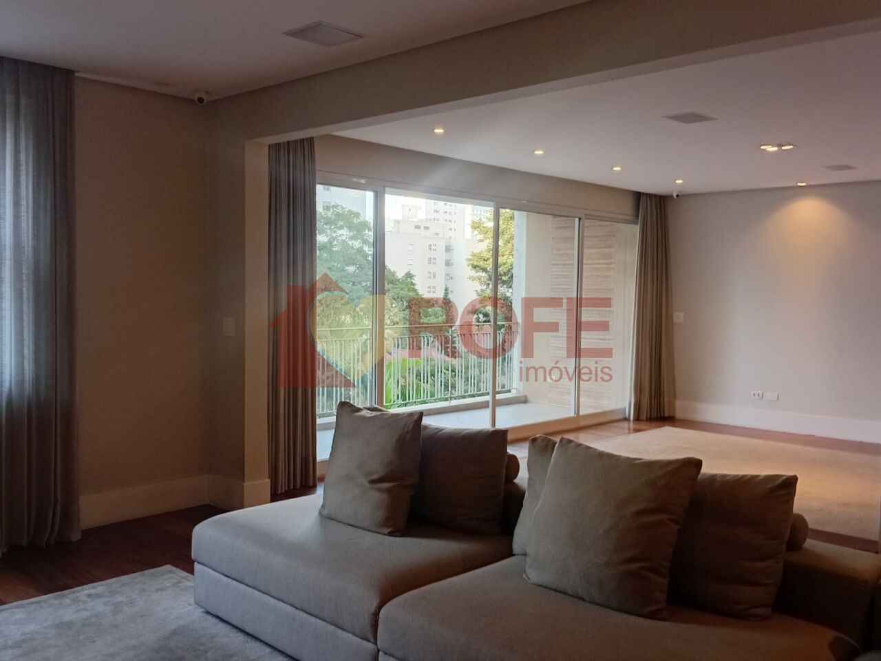Foto 6 - RF48755