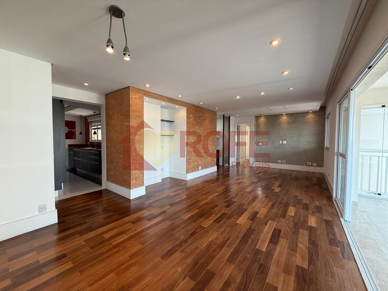 Foto 6 - RF48790