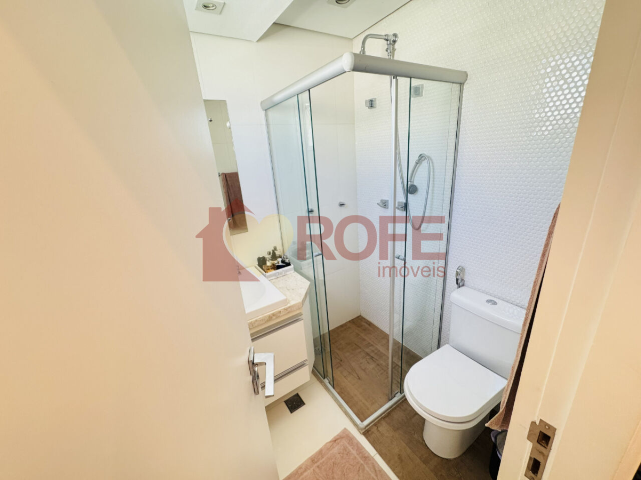Foto 19 - RF48806